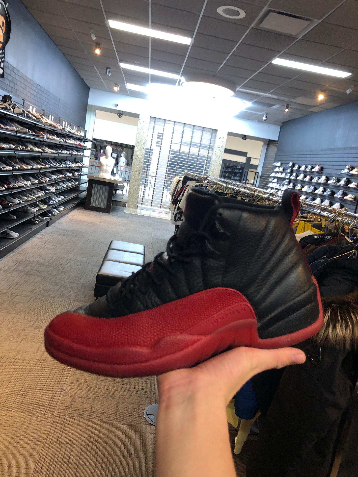 Jordan 12 Flu Game used no box