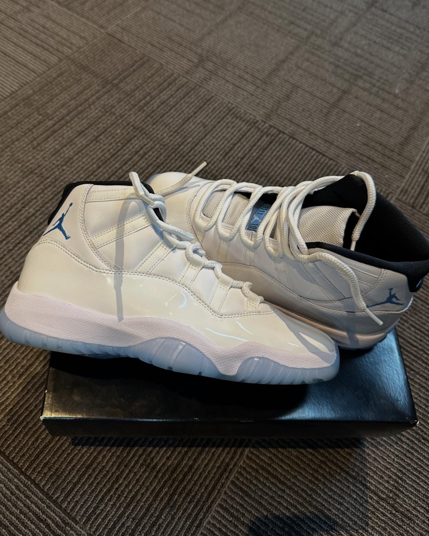 Jordan 11 legend blue, used with box.