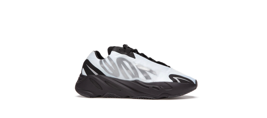 Yeezy 700 Mnvn Blue Tint GS