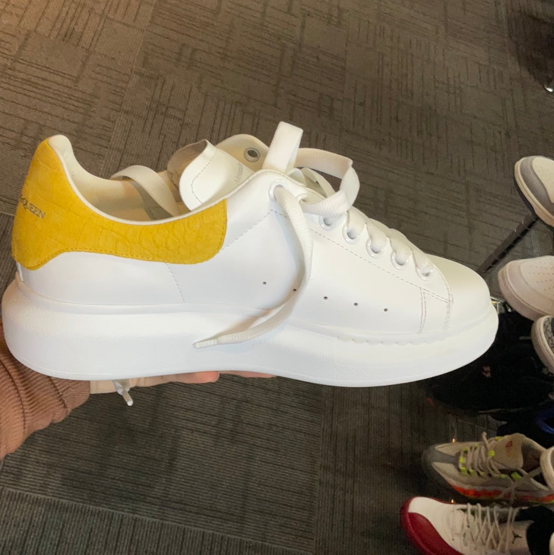 Alexander McQueen yellow used