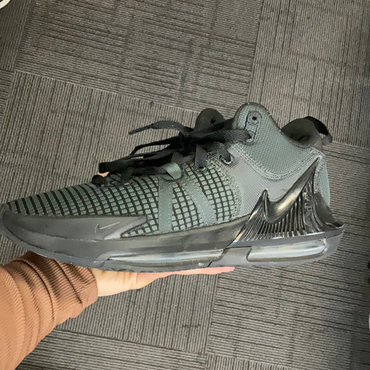 Lebron Witness 7 Black Anthracite Used