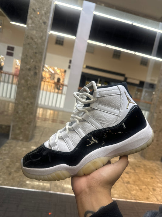 Jordan 11 Gratitude Used