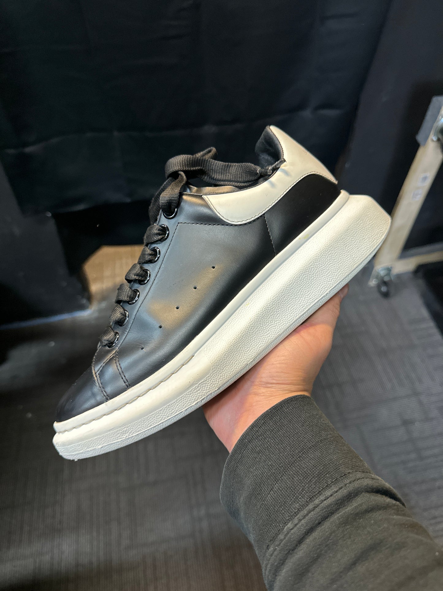 McQueen Black White (Used)