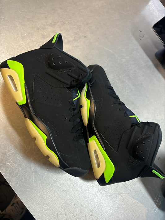 Jordan 6 electric green (used/no box)