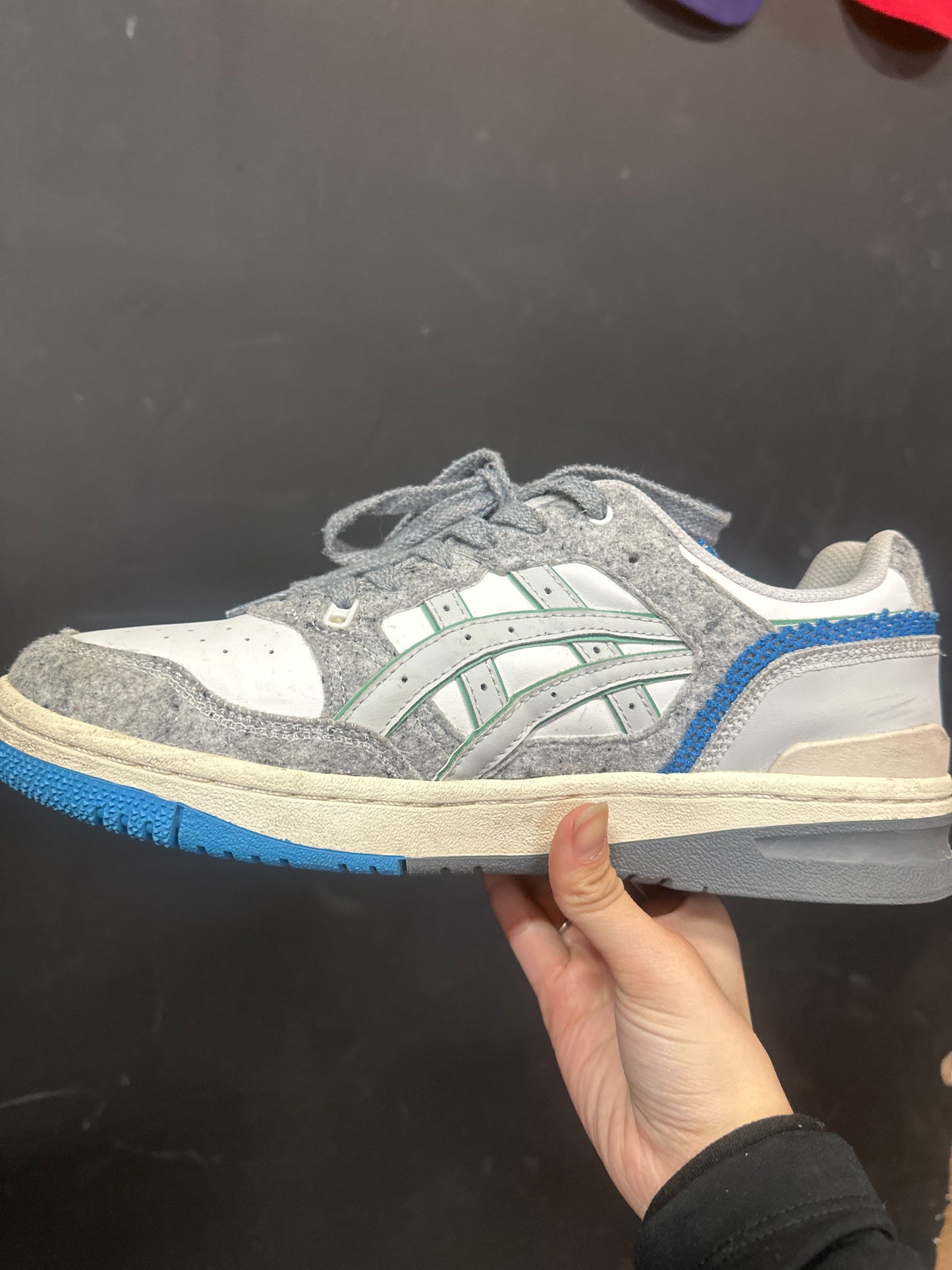 ASICS used w no box