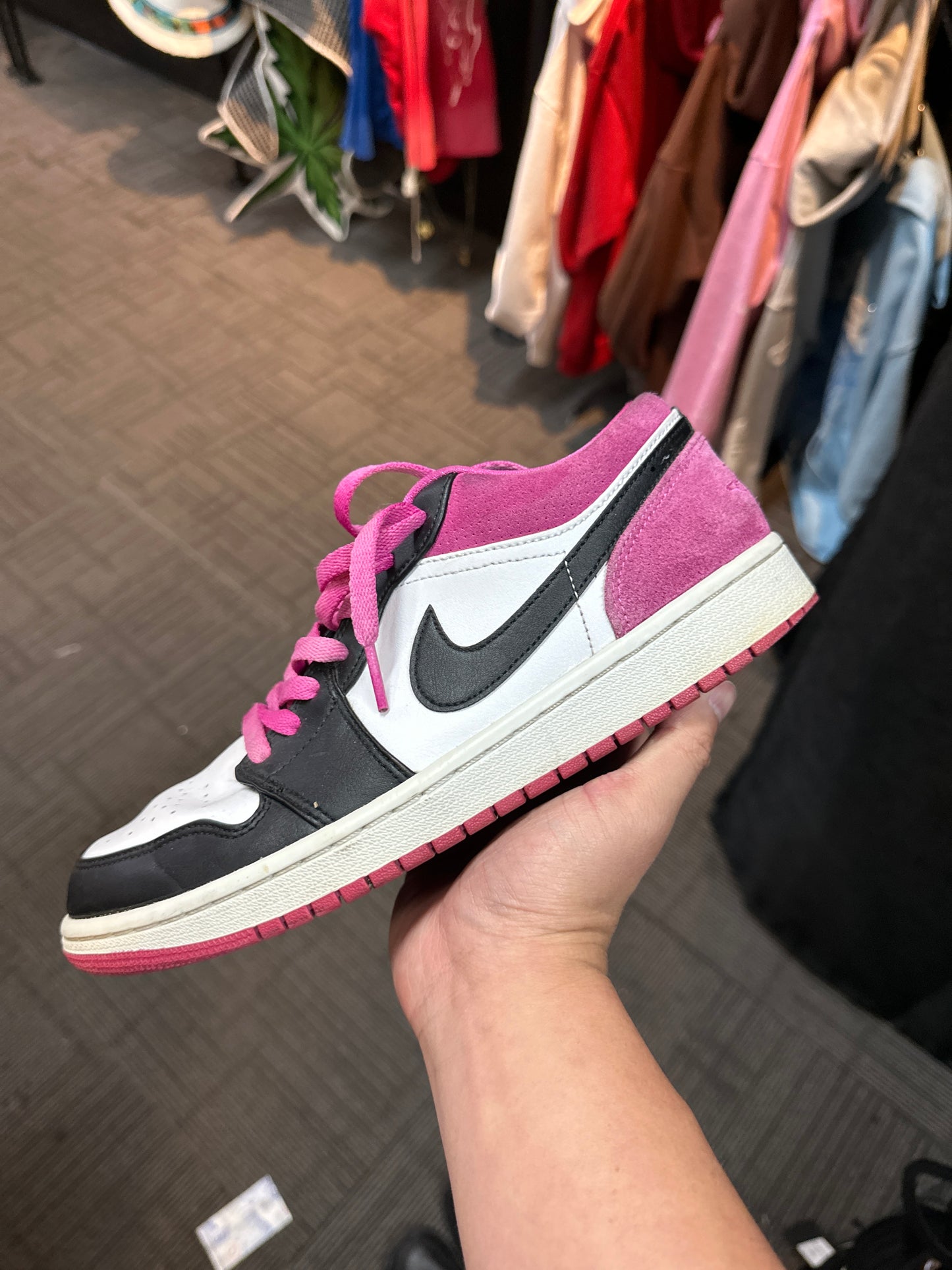 Jordan 1 Low Active Fuchsia