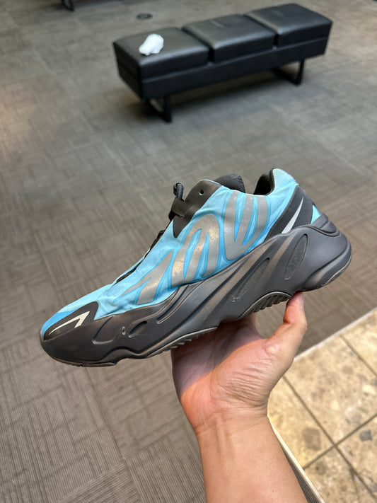 Yeezy 700 Bright Cyan Used