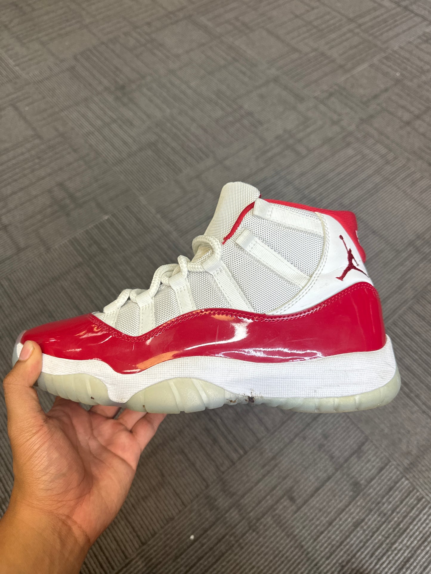 Jordan 11 Cherry (Used)