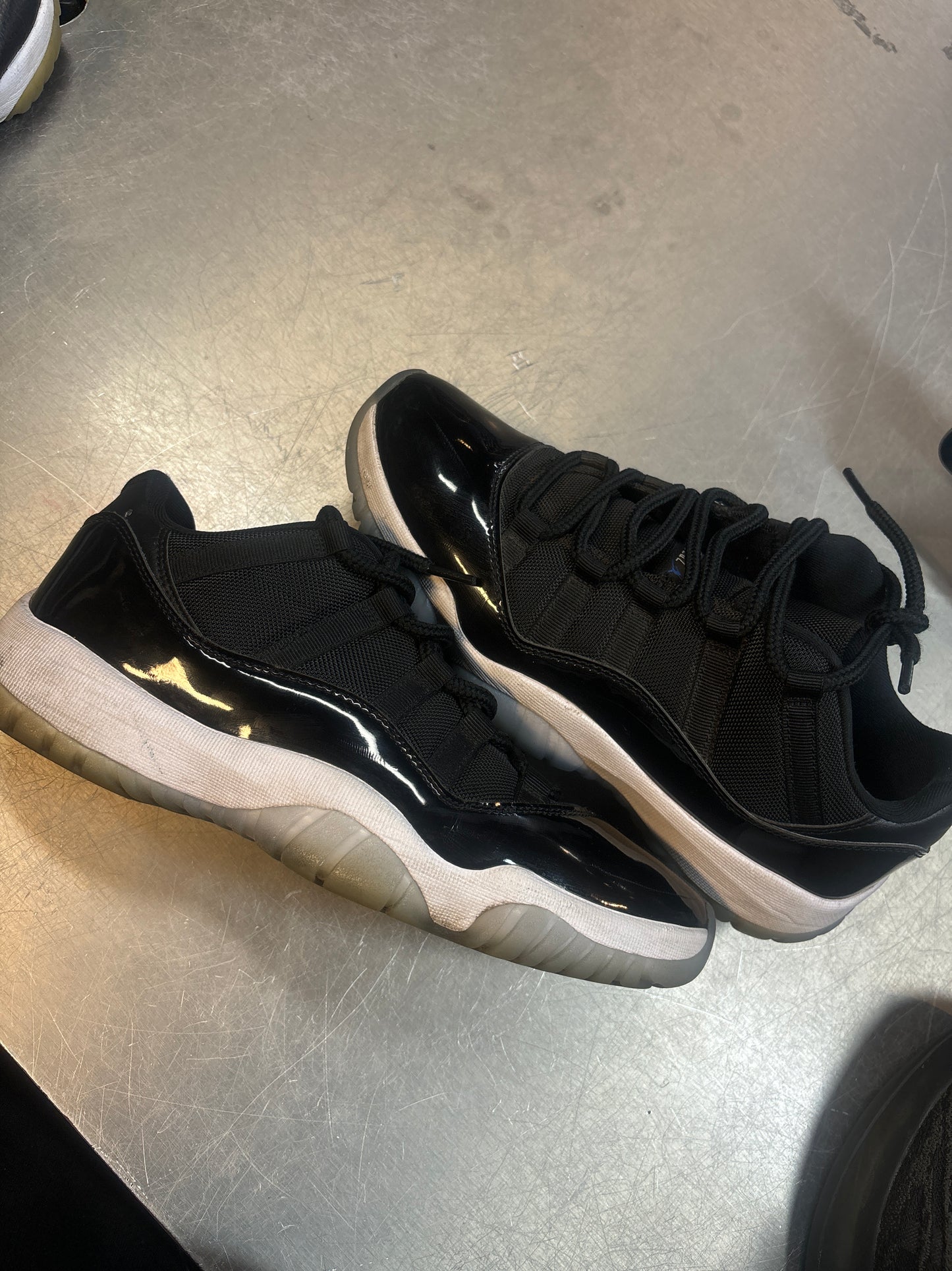 Jordan 11 Low Spacejam (Used/No Box)