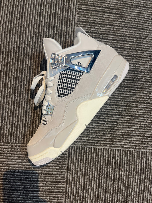 Jordan 4 frozen moment (used)