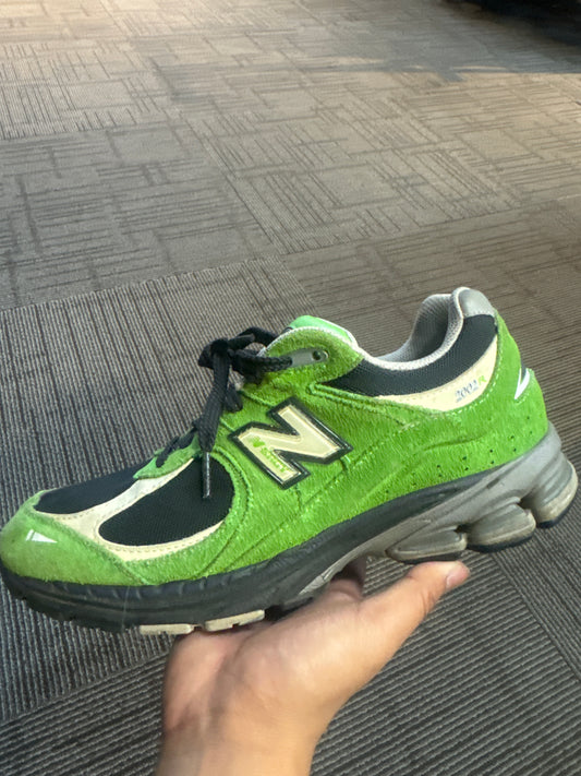 New Balance 2002r Green