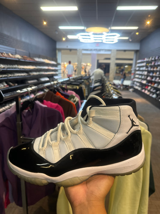 Jordan 11 Concord (Used)