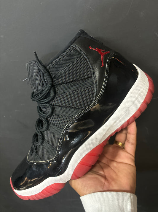 Jordan 11 Bred (used no box)