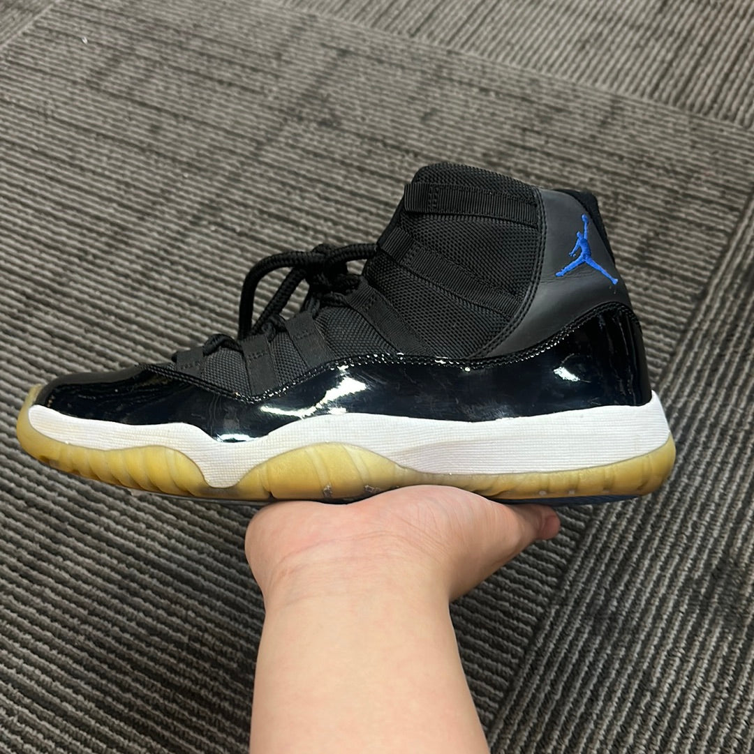 Jordan 11 space jam (2009) (used/ no box)