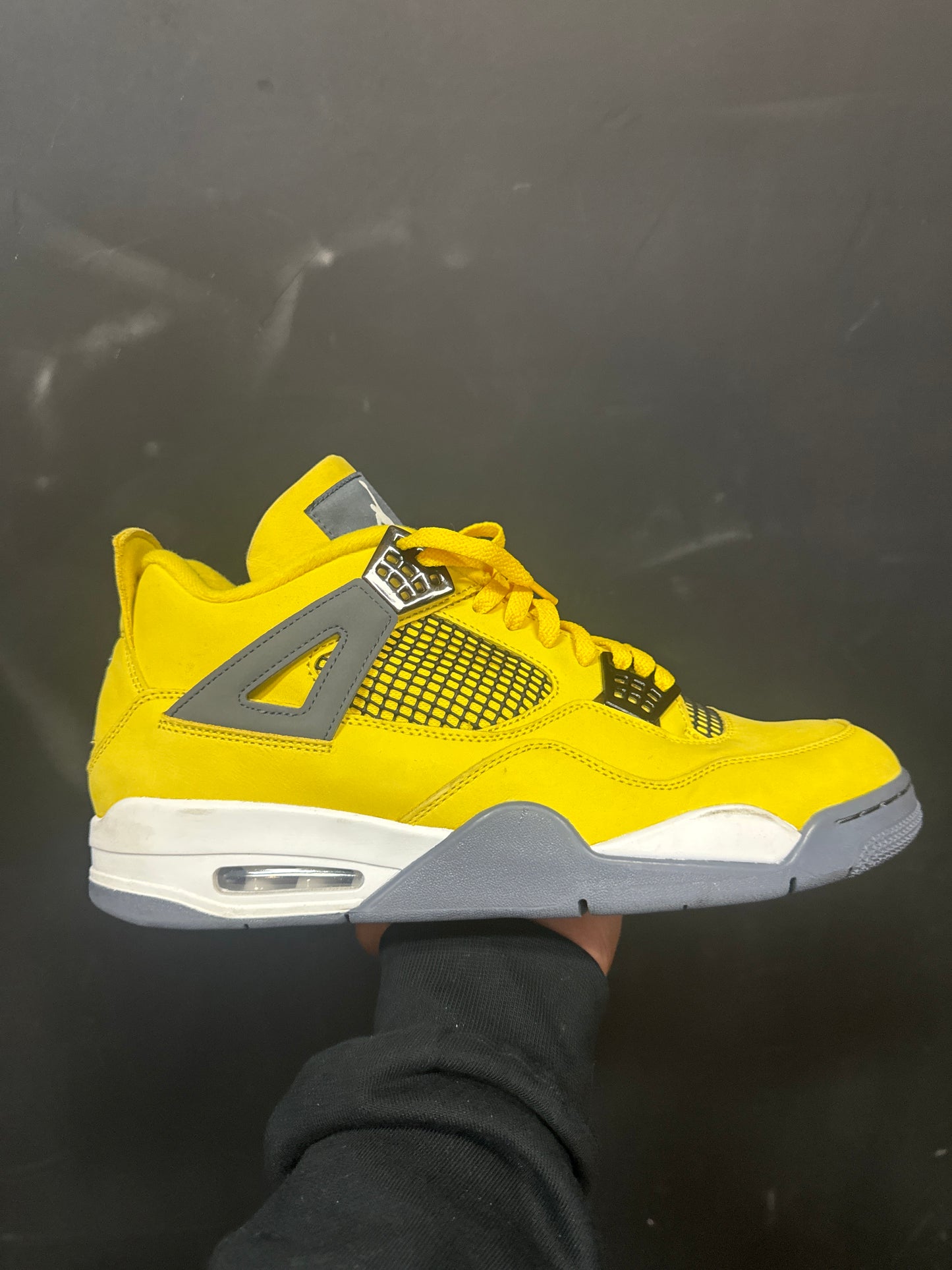 Jordan 4 Lightning (Used)