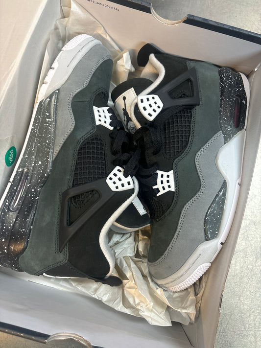 Jordan 4 Fear (used w box)