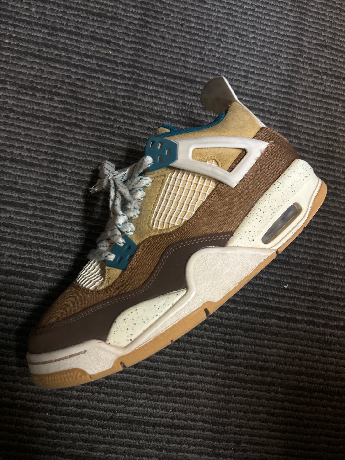 Jordan 4 Cacao Wow (Used)