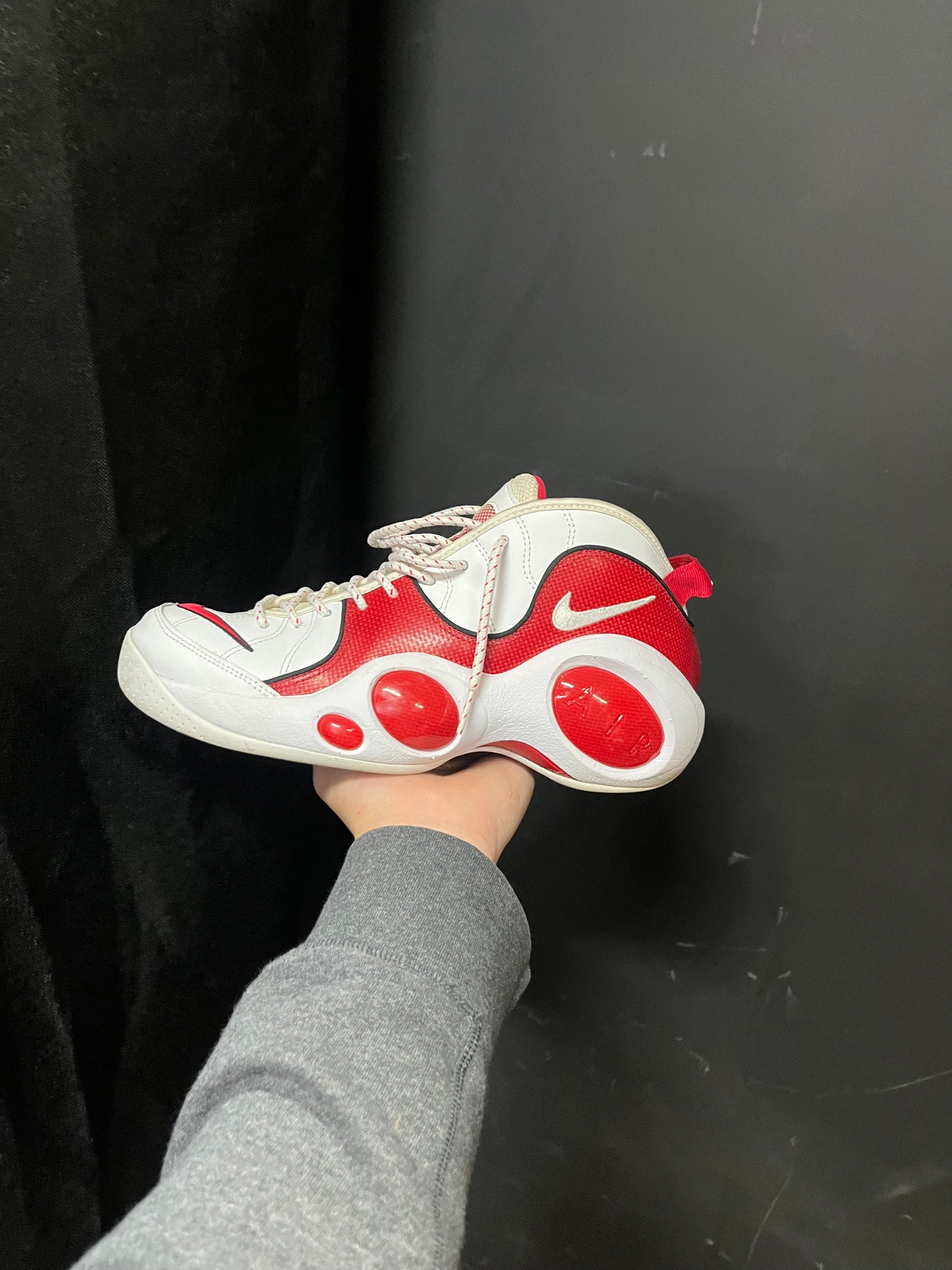 Nike air zoom flight (used)