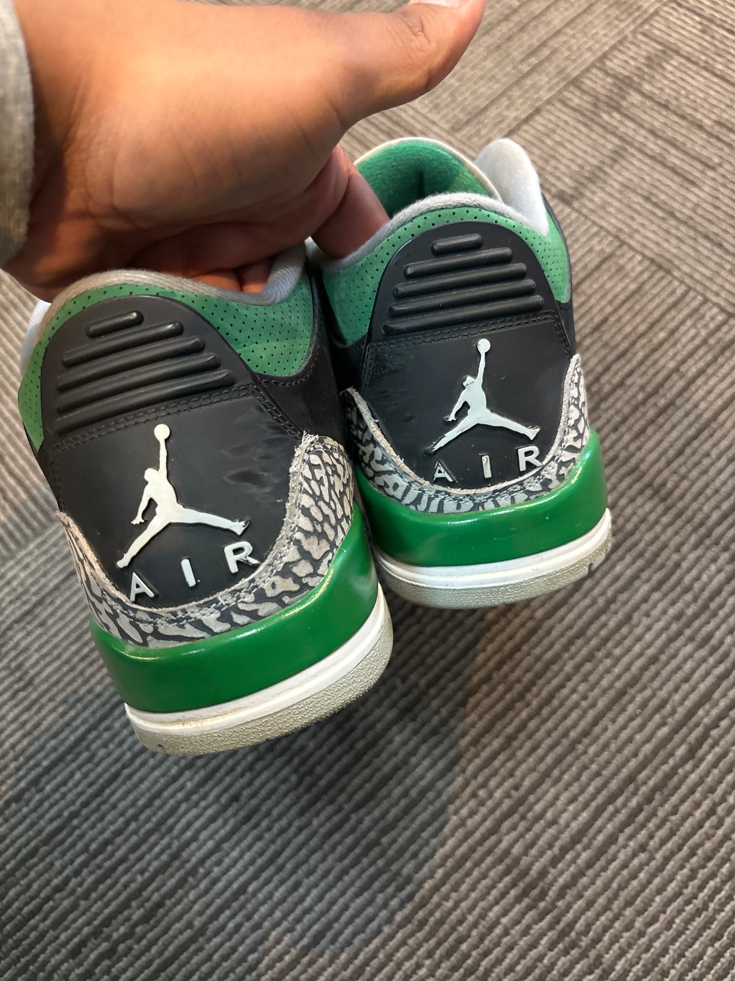 Jordan 3 Pine Green (USED)