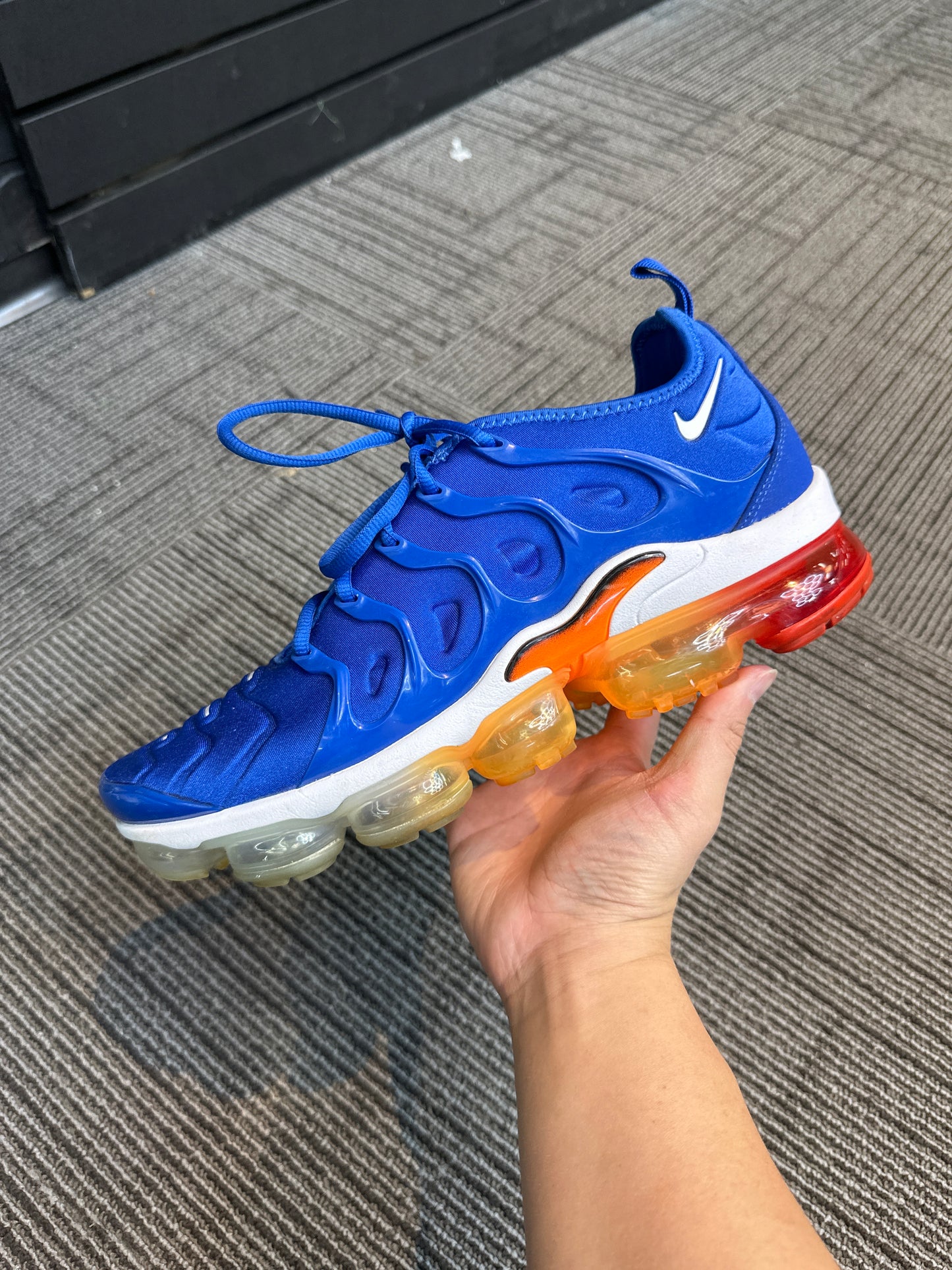 Vapormax plus game royal (used)