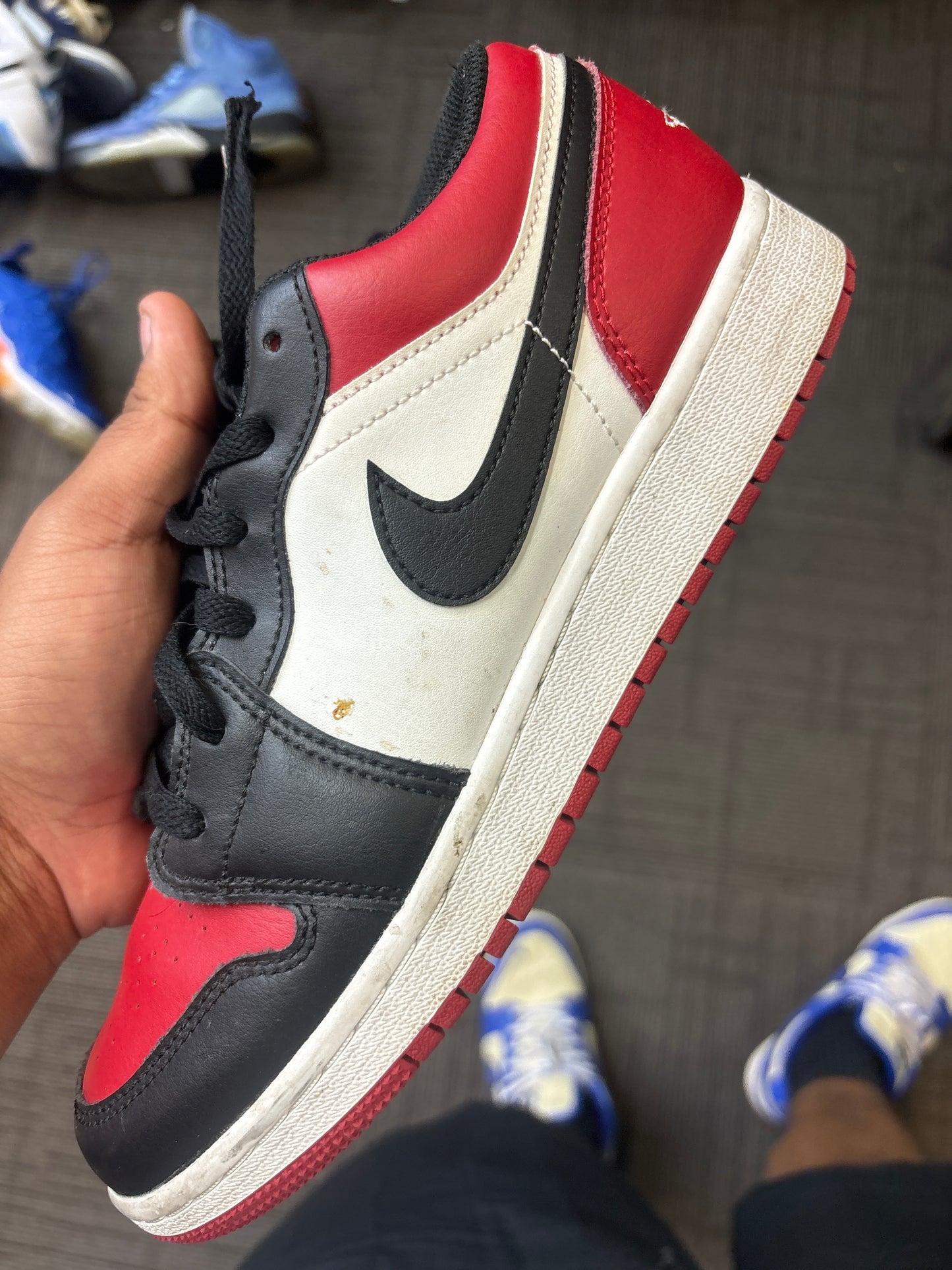 Jordan 1 Low Bred Toe Used