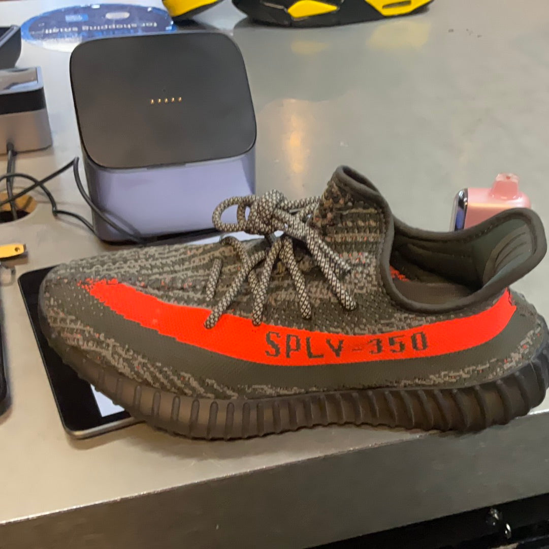 Yeezy 350 V2 carbon beluga used with box