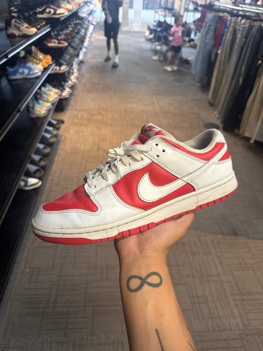 Dunk Low Championship Red Used No Box