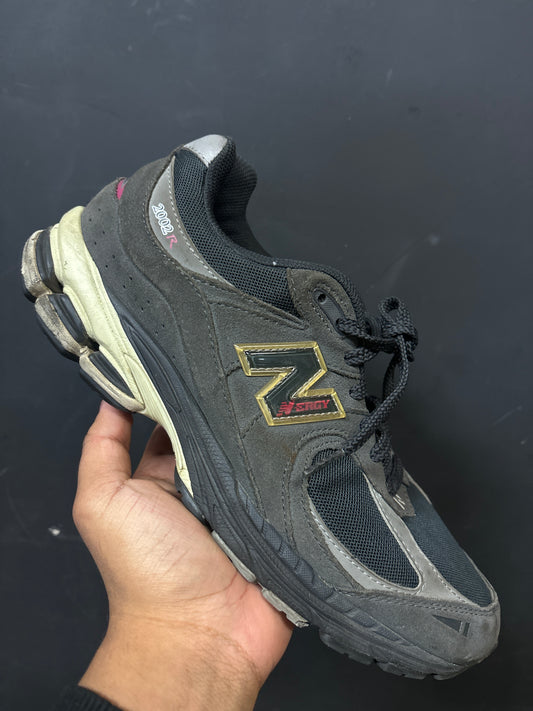 New balance 2002r black grey (used no box)