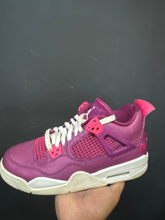 Jordan 4 Valentine Day (2019)