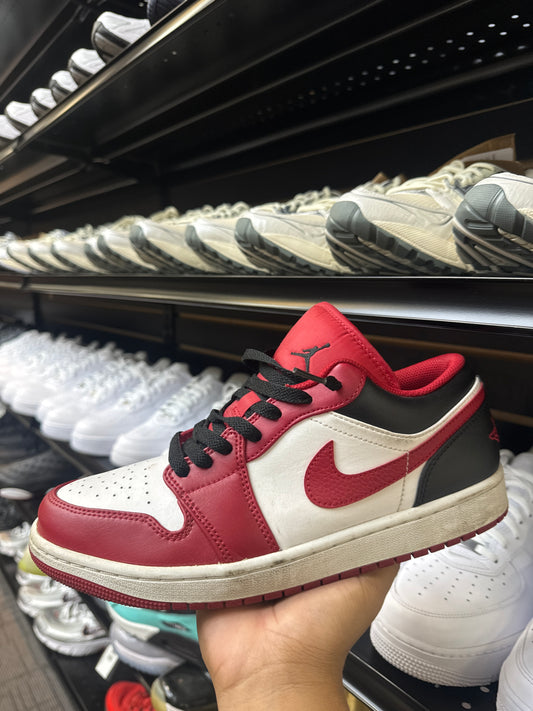 Jordan 1 Low Bulls used