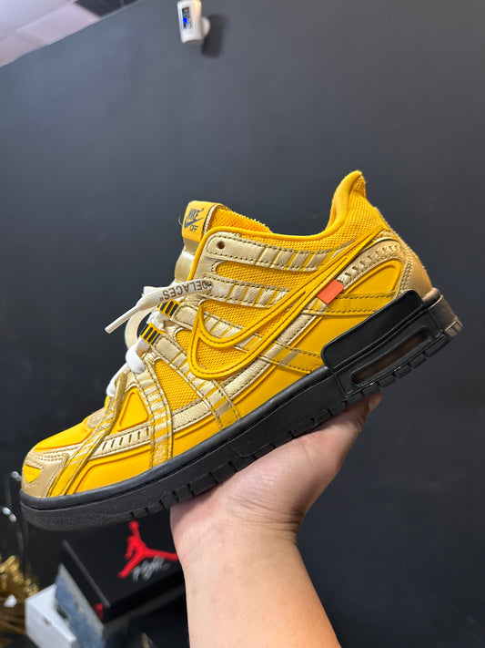 Off White Rubber Dunks Gold (Used)