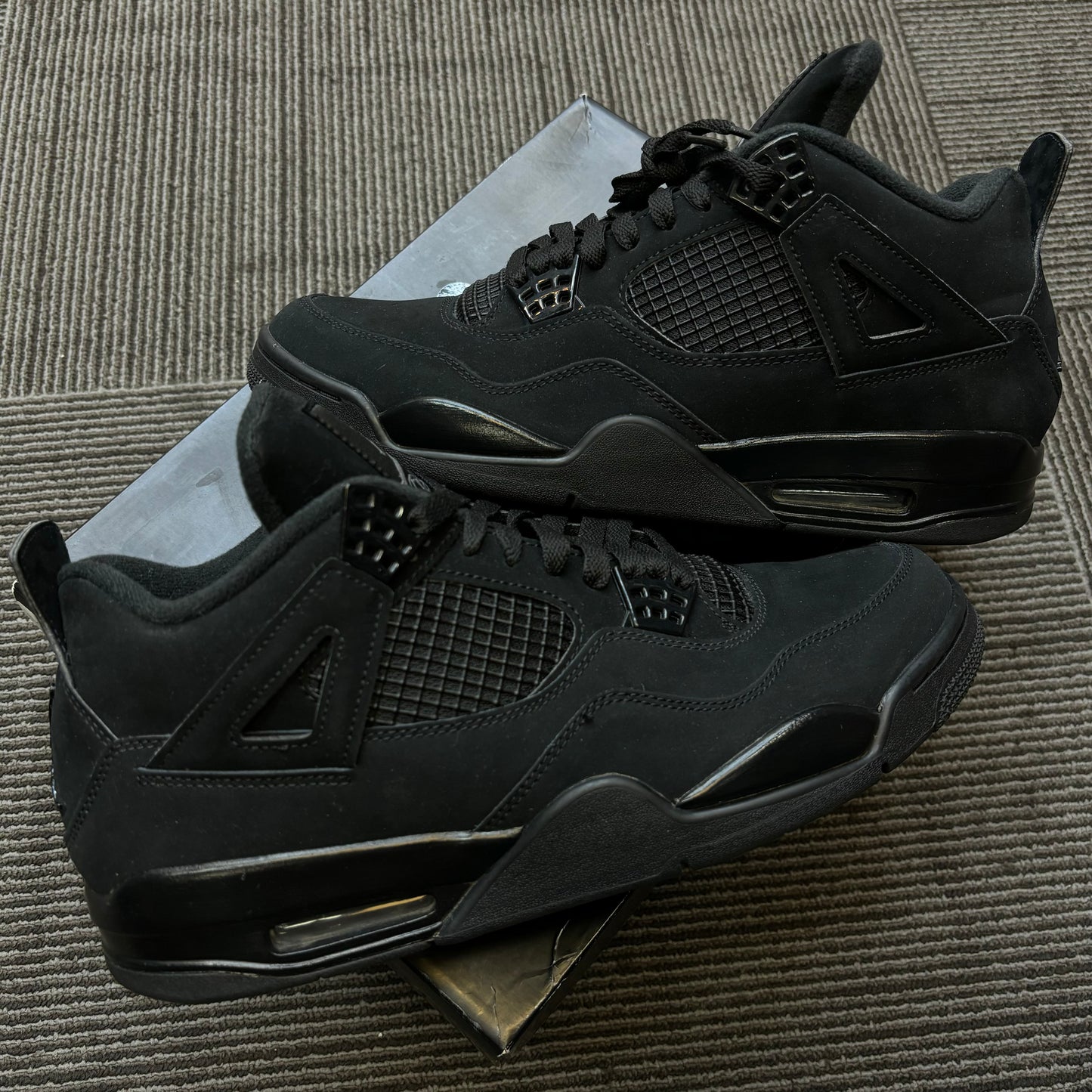 Jordan 4 Black Cat (USED)