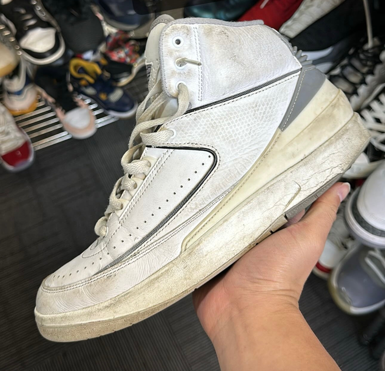 Jordan 2 Cement Grey (USED