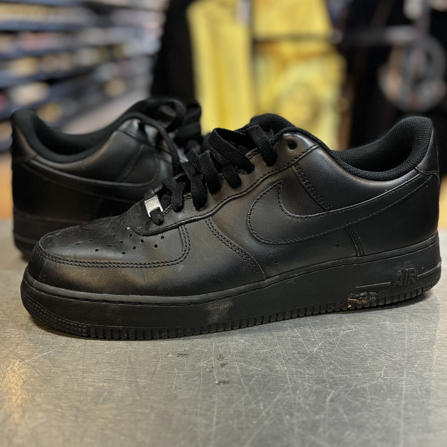 Air Force 1 black (used no box)